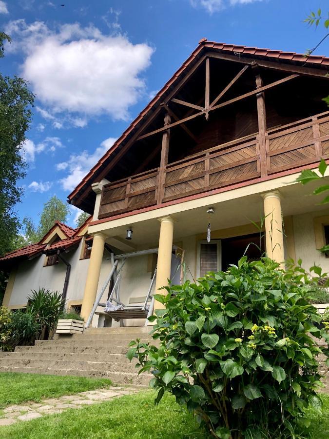 Bed and Breakfast Modryna Ranczo à Krasiczyn Extérieur photo