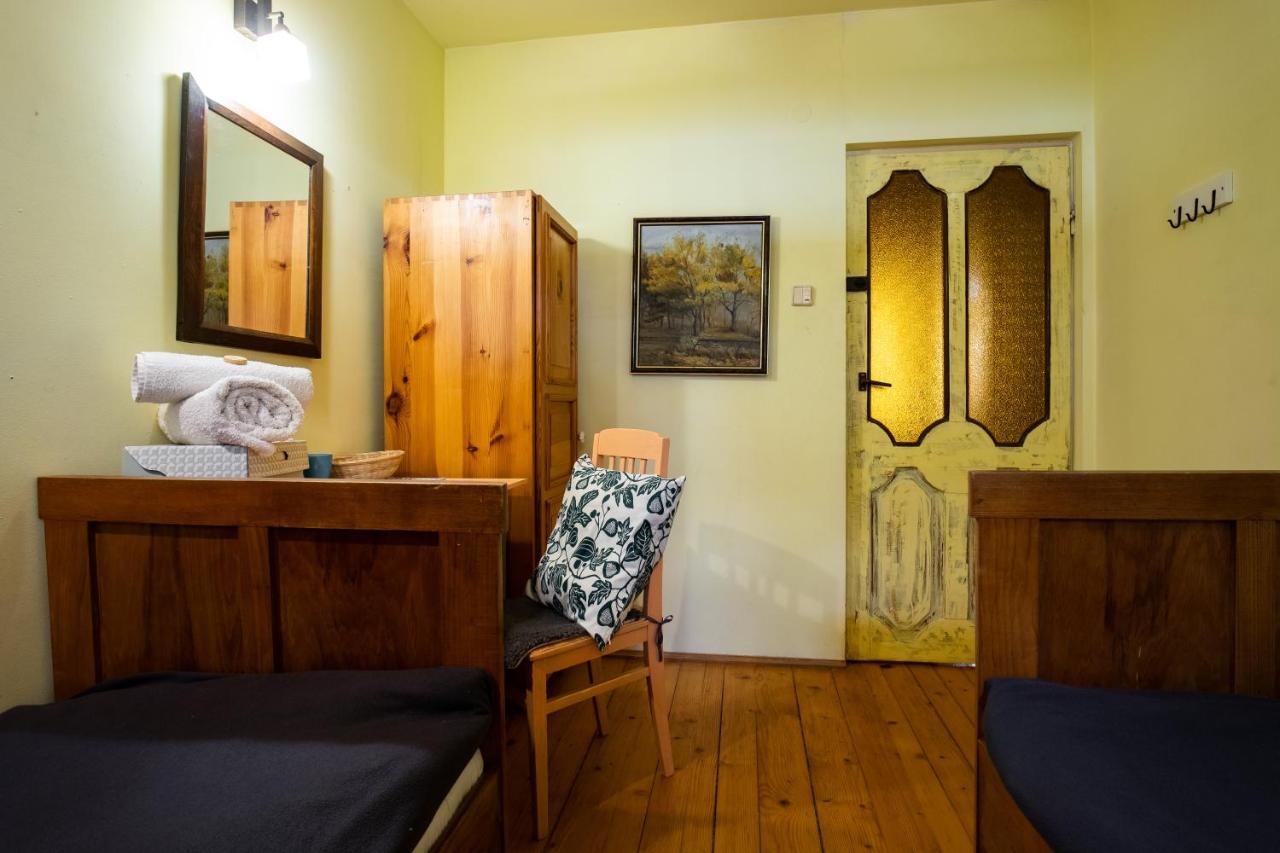 Bed and Breakfast Modryna Ranczo à Krasiczyn Extérieur photo
