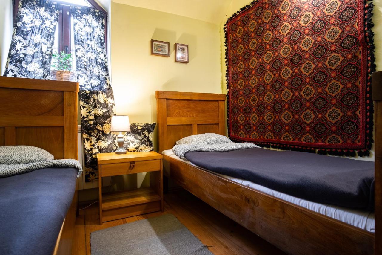Bed and Breakfast Modryna Ranczo à Krasiczyn Extérieur photo